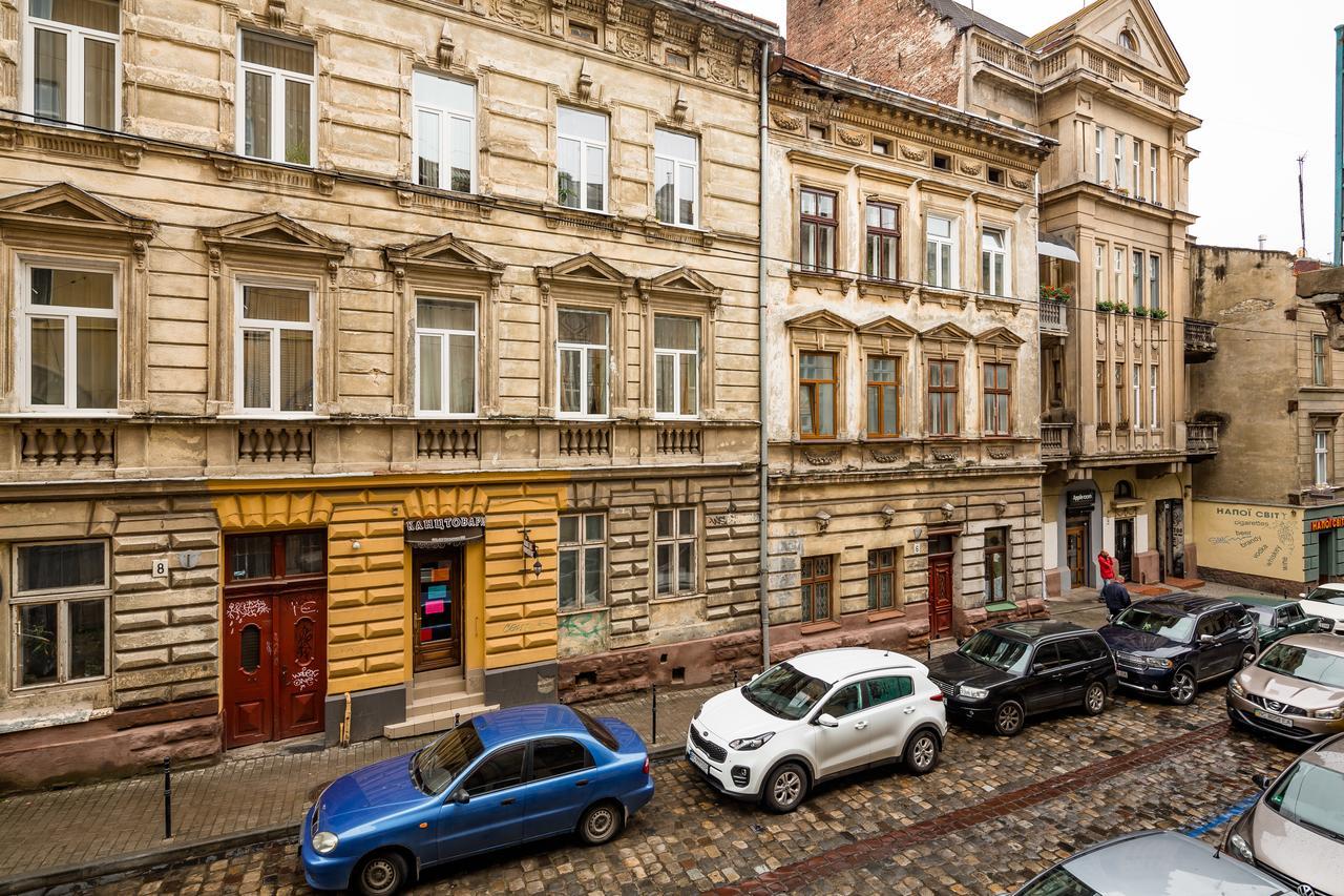 Designer Apartment Зі Світлом! 利沃夫 外观 照片
